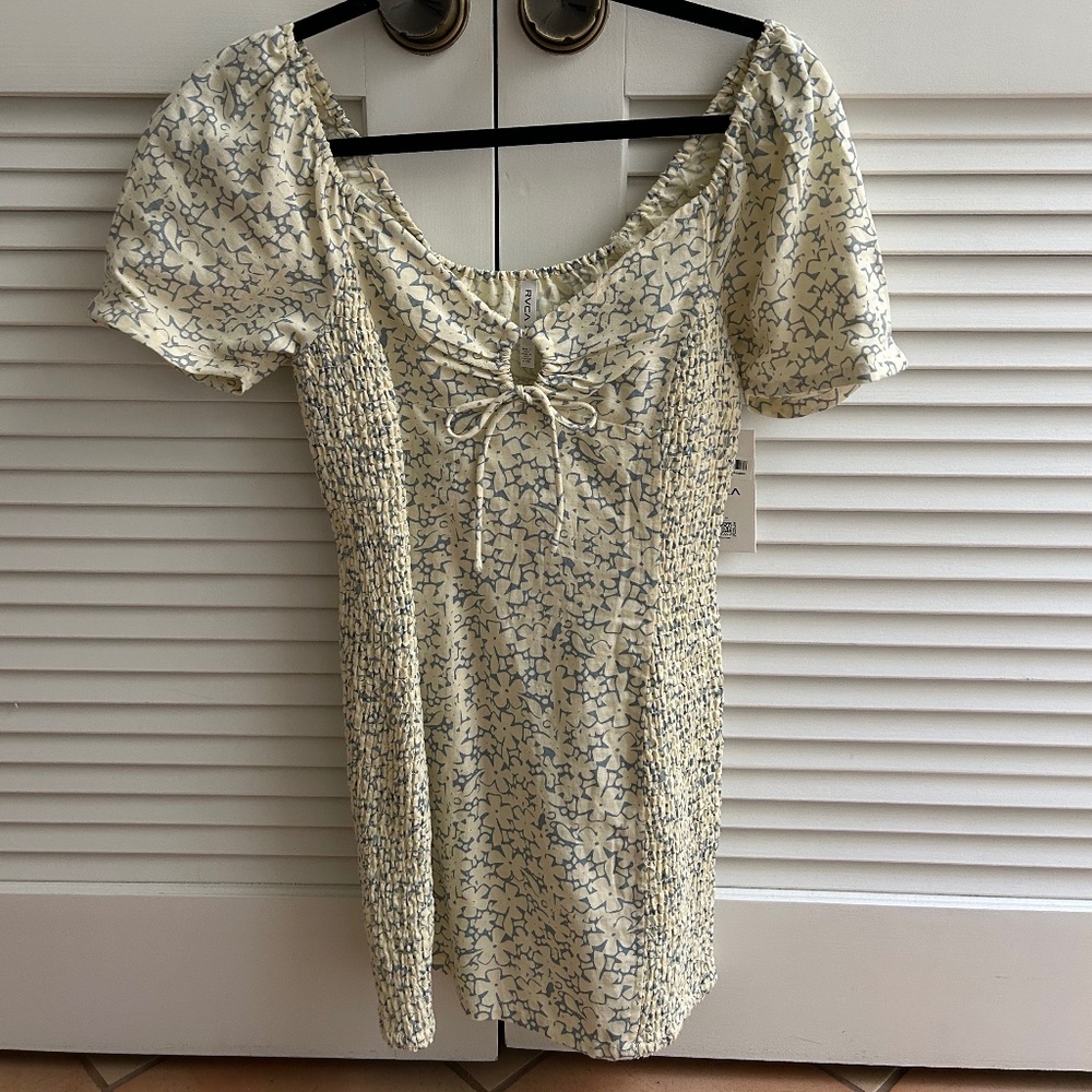 RVCA floral dress